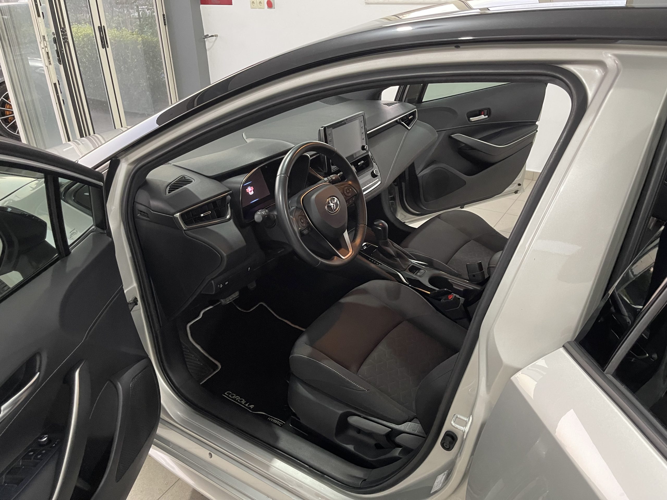 Car Image 7