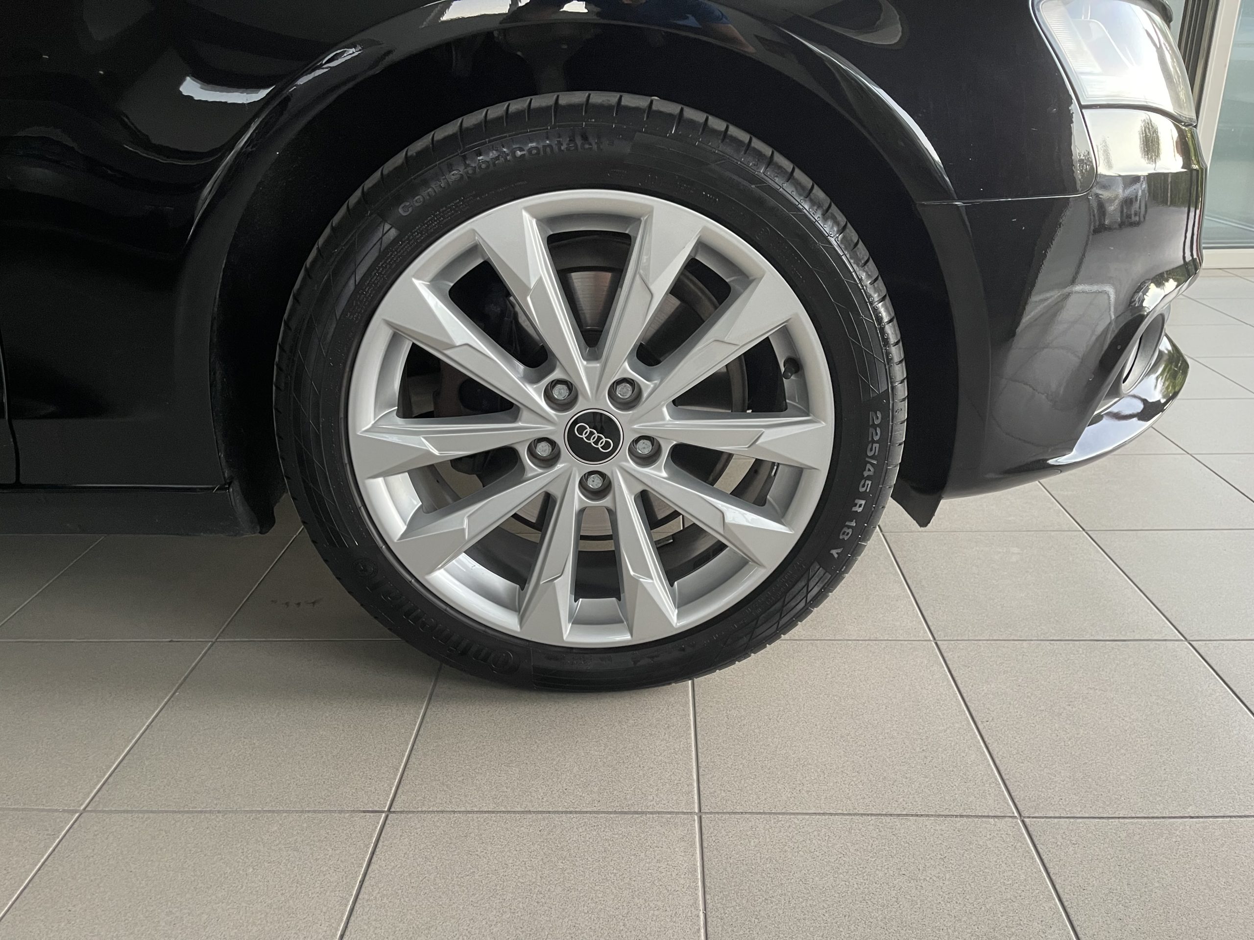Car Image 4