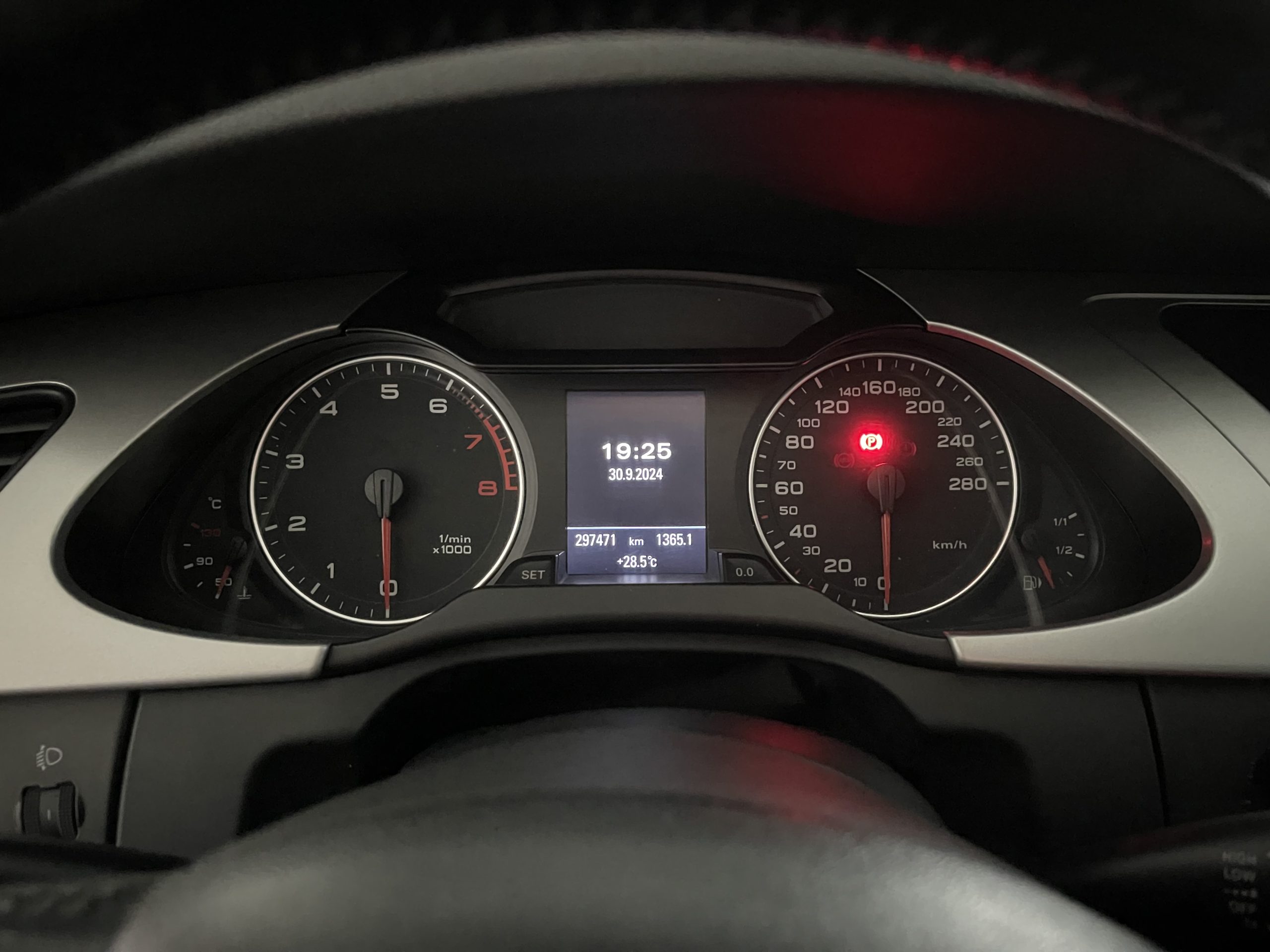 Car Image 5