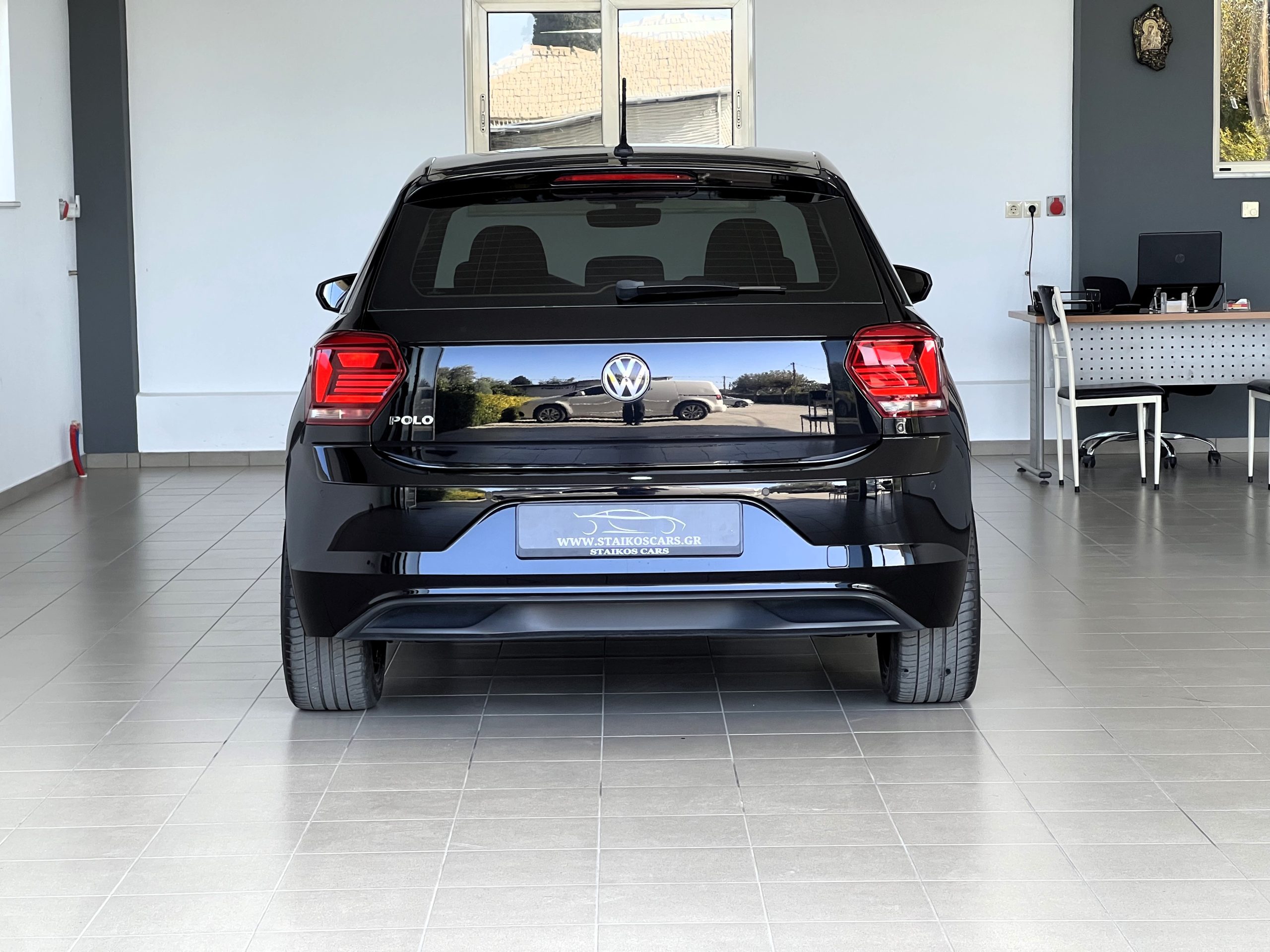 Car Image 6
