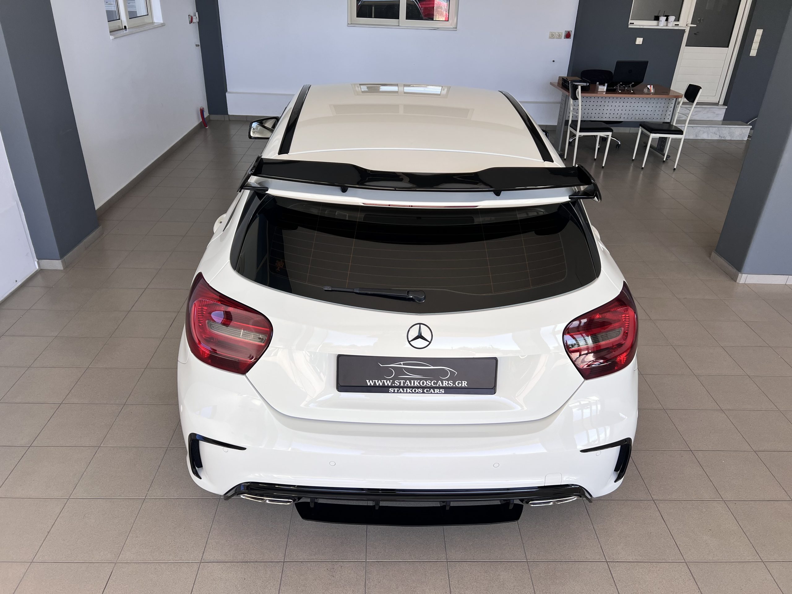 Car Image 5